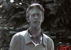 Памятник А.П. Чехову (у музея писем)