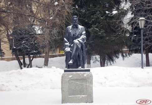Памятник А.П. Чехову (в сквере Чехова)