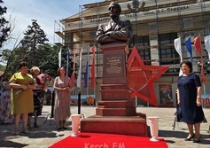 Бюст В.С. Ланового