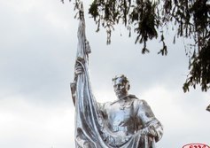 Памятник героям-фронтовикам, жителям Валдая