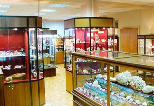 Геолого-минералогический музей МГОУ в Мытищах