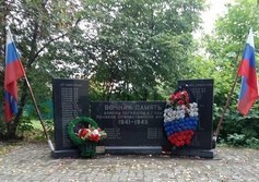 Военный мемориал в Рождествено-Суворово