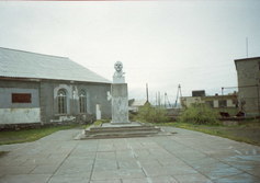 Памятник Ленину в Корфе