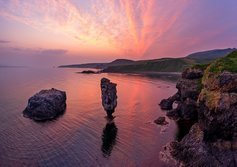 Загадочная бухта "Ловушка" и уникальный кекур Рюмка на Итурупе в Сахалинской области