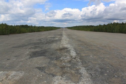 Заброшенный аэродром "Хариусный" под Умбой (Берёзовка) в Мурманской области