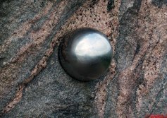 Камень дружбы между Петербургом и Хельсинки