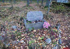 Памятники на месте боев на линии VT