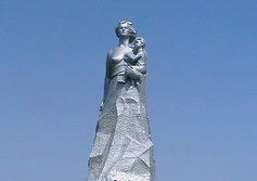 Памятник «Женщина-Мать» в Ростовской области