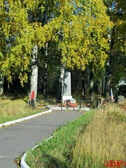 Братская могила № 11 в пос. Озерки