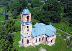 Церковь Троицы Живоначальной в Редкино