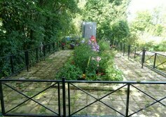 Братская могила советских воинов в Ям-Тёсово