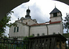 Церковь Флора и Лавра в Клюкошицах