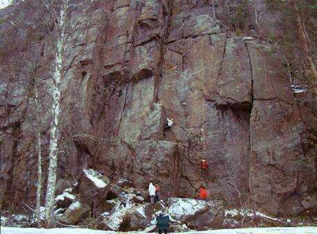 Хийтольские скалы