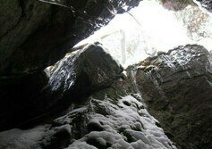 Пещера-расщелина Пирункиррко