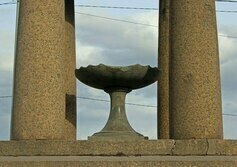 Фонтан-поилка «Четыре сфинкса»