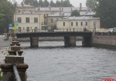 Смежный мост через Крюков канал