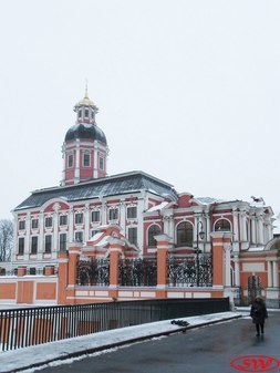 Церковь Благовещения Пресвятой Богородицы в Александро-Невской лавре
