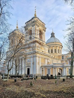 Свято-Троицкий собор Александро-Невской Лавры