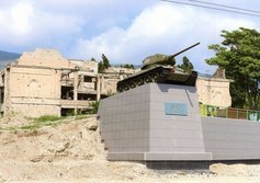 Памятник "Героям-танкистам"