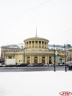 Павильон станции метро «Площадь Восстания»