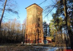 Водонапорная башня в парке Лесотехнической академии
