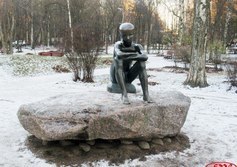 Скульптура «Память о детстве»