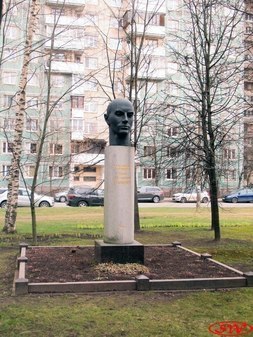 Бюст П.Н. Кашкина