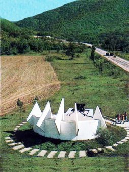 Памятник 30-й Иркутской дивизии