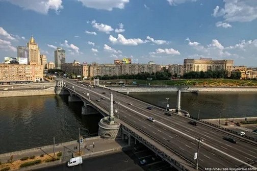 Бородинский мост в Москве