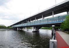 Лужнецкий метромост