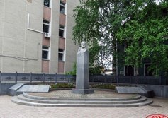 Памятник А.И. Алексееву