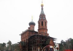 Храм Святой Троицы Живоначальной в д. Гора-Валдай