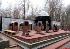 Мемориальный комплекс памяти погибших пожарных на Серафимовском кладбище