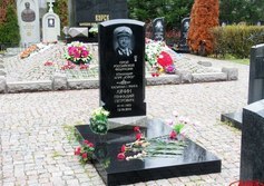 Мемориал погибшим на АПРК «Курск» на Серафимовском кладбище