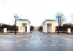 Пропилеи Смольного