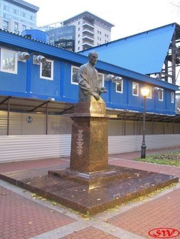 Памятник Анатолию Собчаку