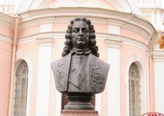 Бюст Ф.А. Головина