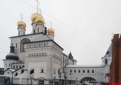 Храм Феодоровской иконы божьей матери в честь 300-летия династии Романовых или Романовская церковь