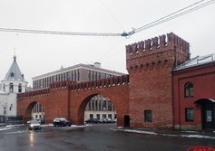 «Кремлёвская» стена в Санкт-Петербурге