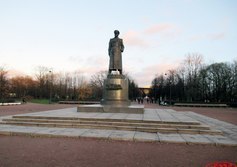 Памятник Г.К. Жукову в парке Победы