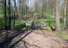 Восьмигранный колодец в Дворцовом парке Гатчины