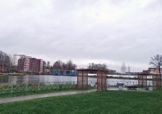 «Яблоневый сад» в Коммунаре