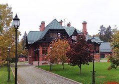 Бывший охотничий дом герцога Мекленбург-Стрелицкого