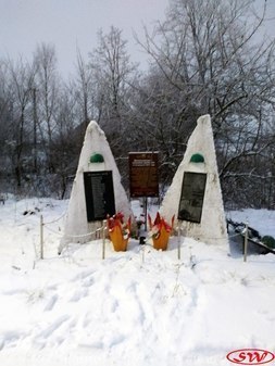 Памятник землякам и танковому сражению в д. Старые Смолеговицы