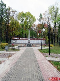 Мемориальное воинское кладбище в Ивангороде