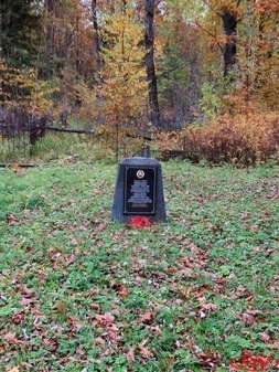 Братская могила Ивангородских пожарных