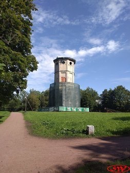 Водонапорная башня в Приоратском парке