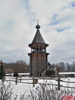 Колокольня Нижне-Уфтюгского погоста в «Усадьбе Богословка»