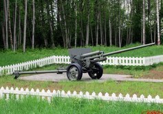 Братское кладбище пограничников и советских воинов