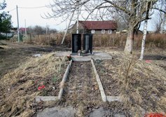 Памятник землякам в Ратчино